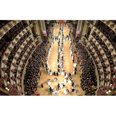 Die glamouröse Eröffnung des Wiener Opernballs 2014