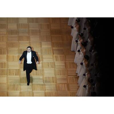 Die glamouröse Eröffnung des Wiener Opernballs 2014