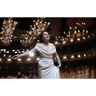 Die glamouröse Eröffnung des Wiener Opernballs 2014