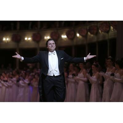 Die glamouröse Eröffnung des Wiener Opernballs 2014