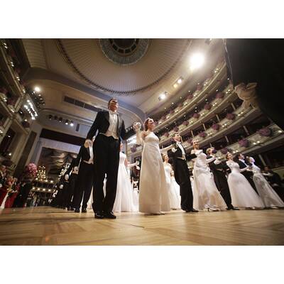 Die glamouröse Eröffnung des Wiener Opernballs 2014