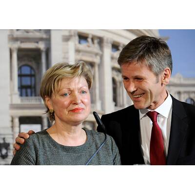 Burgtheater:  Karin Bergmann folgt interimistisch Hartmann nach