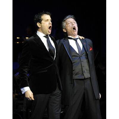 Gery Keszler, Ricky Martin & Co. beim Red Ribbon Konzert