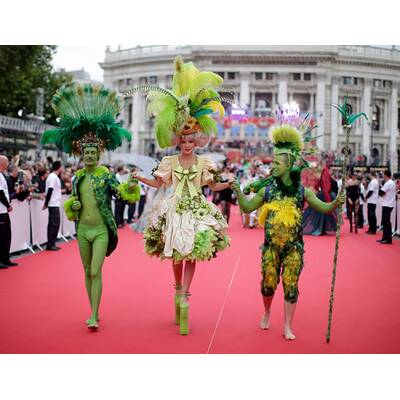 Life Ball 2014: Fantasievolle Kostüme & schrille Gäste