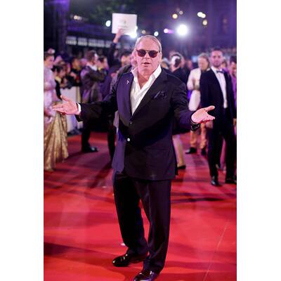 Stars und glamouröse Kostüme am Life Ball