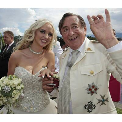 Richard Lugner feiert Verlobung mit Spatzi