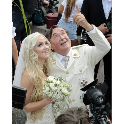 Richard Lugner feiert Verlobung mit Spatzi