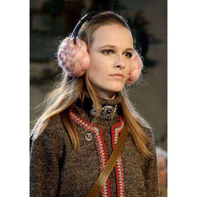 Chanel Metiers d'Art Collection 2014/15 Paris Salzburg