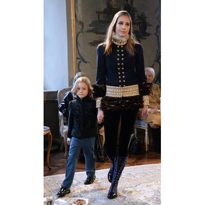 Chanel Metiers d'Art Collection 2014/15 Paris Salzburg