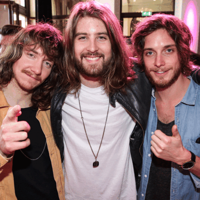 AUSTRALIEN, Derzeit Platz 3