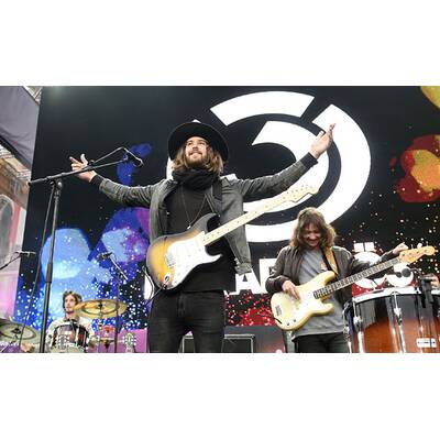 Makemakes rocken Eurovision Village