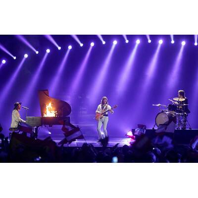 Makemakes bringen Stadthalle zum Beben