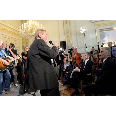 Großes Ehrenzeichen für Wolfgang Ambros