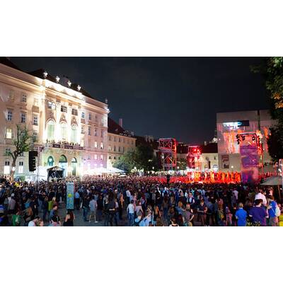 ImPulsTanz 2015: Eröffnung im Museumsquartier