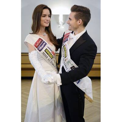 Opernball: Miss Austria zeigt ihr Kleid