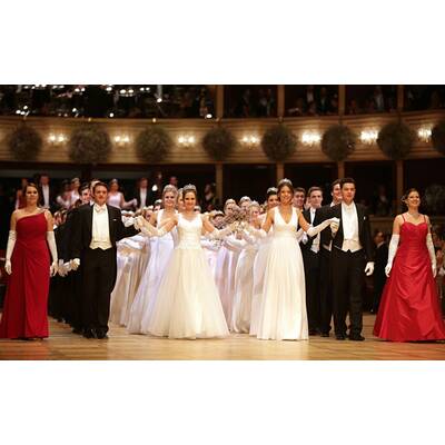 Die glamouröse Eröffnung des Opernballs 2016