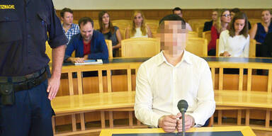 Onkel mit Herzstich get&ouml;tet