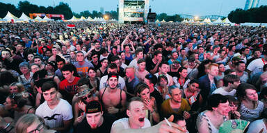 "T&auml;ter" entschuldigen sich bei den M&auml;dchen