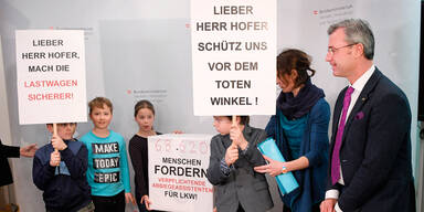 Hofer Kinderdemo Abbiegeassistent Lkw