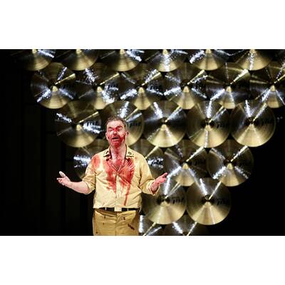 Caligula Premiere am 17. Mai 