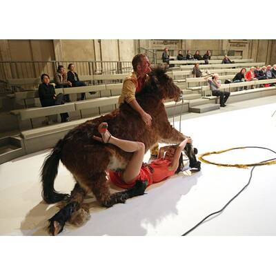 Caligula Premiere am 17. Mai 