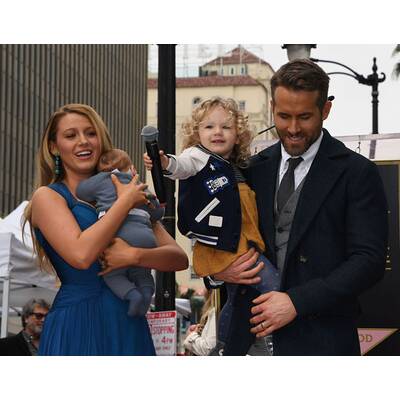Blake Lively & Ryan Reynolds zeigen ihre süßen Töchter