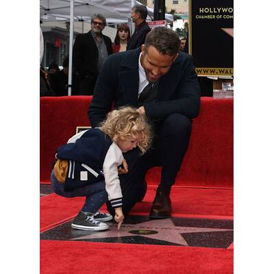 Blake Lively & Ryan Reynolds zeigen ihre süßen Töchter