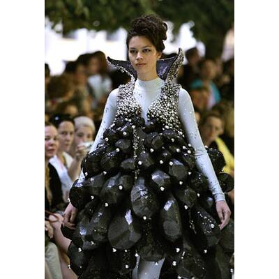 Paris Haute Couture Week, H/W 2010