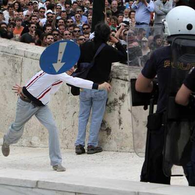 Ausschreitungen in Athen eskalieren