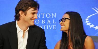 Ashton Kutcher & Demi Moore