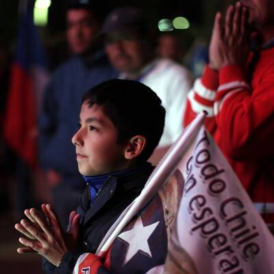 Chile-Kumpel: Ihre Familien fieber mit