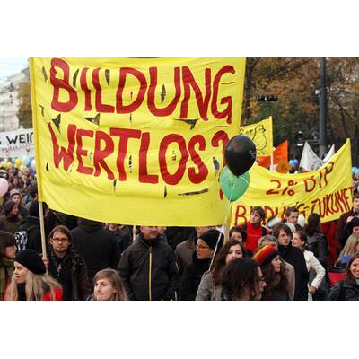 Demonstrationen für mehr Bildungsbudget