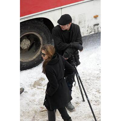 Angelina Jolie kriegt nicht genug von Brillenschlange Brad Pitt