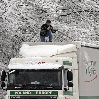 Europa versinkt im Schneechaos