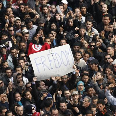 Blutige Unruhen in Tunis