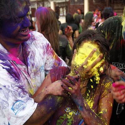 Buntes Treiben in Indien