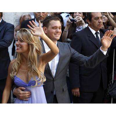 Frisch verheiratet: Michael Buble strahlt nch Trauung