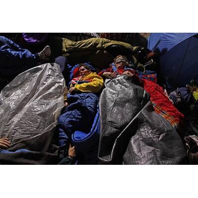 Kate und William heiraten: Fans vor der Westminster Abbey