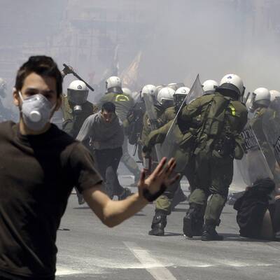 Ausschreitungen bei Streik in Athen