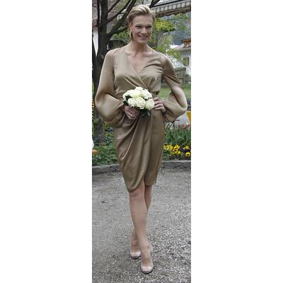 Maria Riesch in Gold: Standesamtliche Trauung in Garmisch