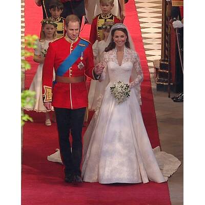 Herzogin von Cambridge: Kate in Traumkleid vor Traualtar