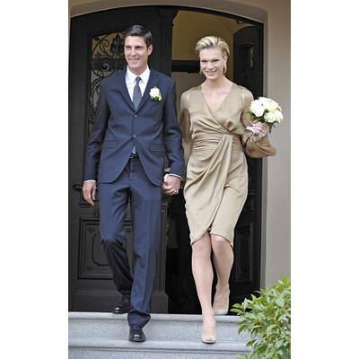 Maria Riesch in Gold: Standesamtliche Trauung in Garmisch