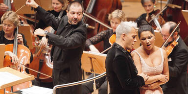 Schrott: Netrebkos Liebe ganz in Weiß