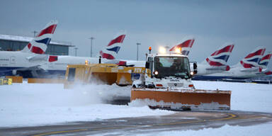 Jahrhundert-Winter lähmt ganz Europa