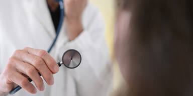 Arzt-Patientin