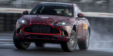 Aston Martin DBX jagt Porsche Cayenne & Co.
