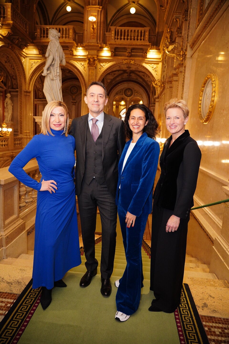 Das Opernball-Komittée und Direktion: Susanne Athanasiadis, Bogdan Roščić, Maryam Yeganehfar und Birgit Reitbauer