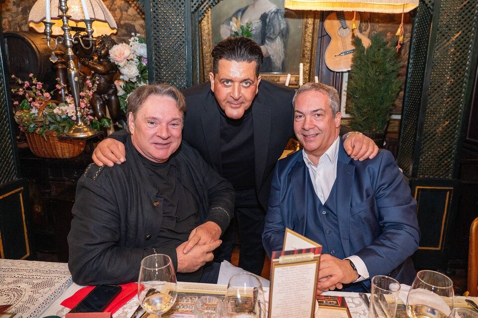 Tony Wegas mit Heinz Hanner (links) und Robert Letz.