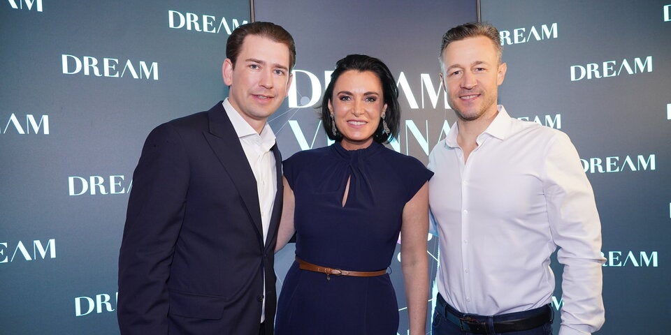 Sebastian Kurz mit Elisabeth Köstinger und Gernot Blümel. 