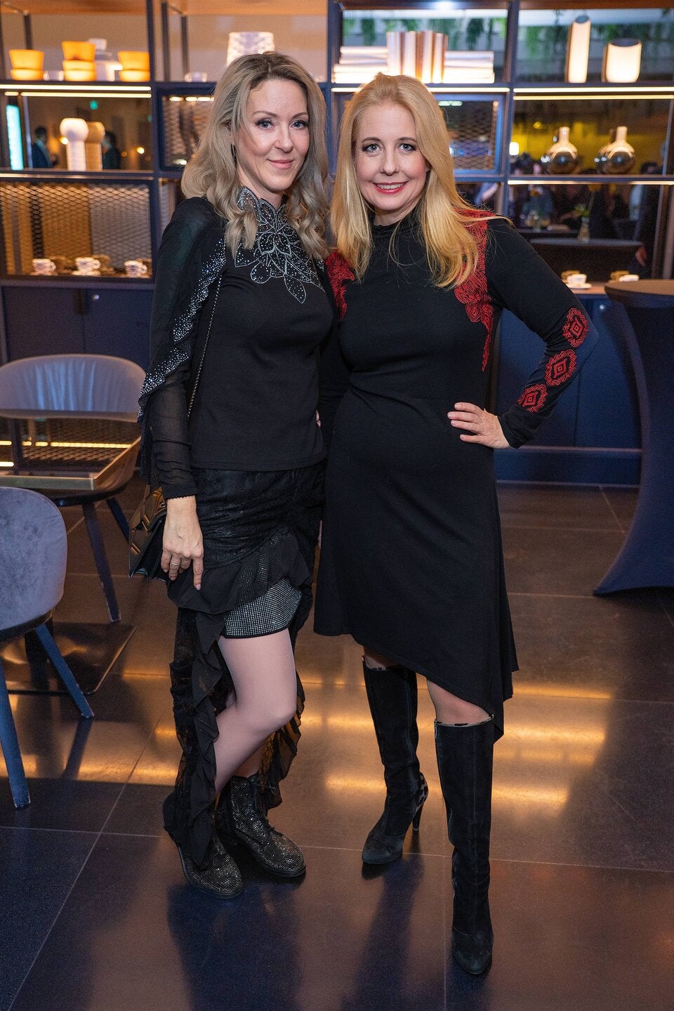 Simone Lugner und Iva Schell.